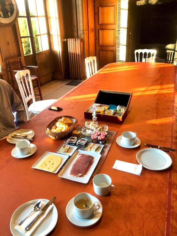 Bed and Breakfast Le Logis D'Arniere Saint Cyr-sous-Dourdan Exterior foto