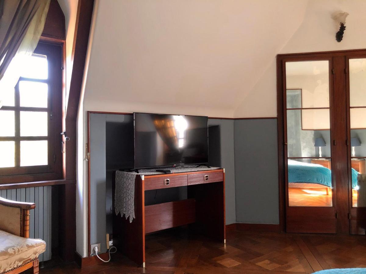 Bed and Breakfast Le Logis D'Arniere Saint Cyr-sous-Dourdan Exterior foto