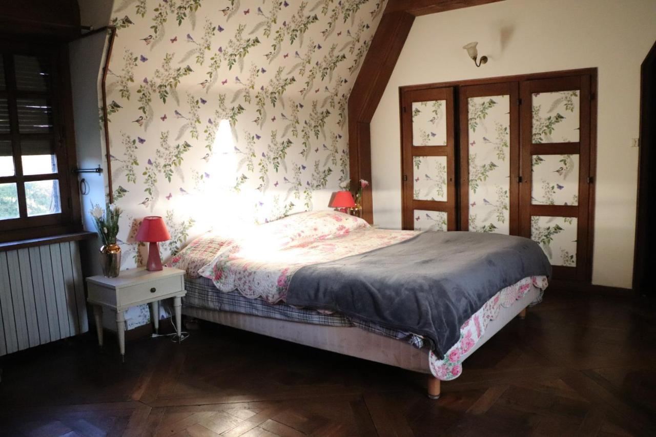 Bed and Breakfast Le Logis D'Arniere Saint Cyr-sous-Dourdan Exterior foto